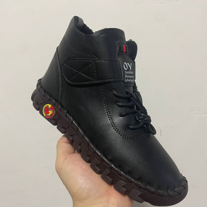 Klassische Orthopädische Schuhe mit zeitlosem Stil
