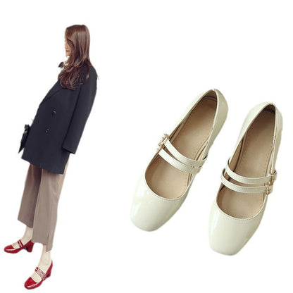 Klassische Orthopädische Schuhe mit zeitlosem Stil