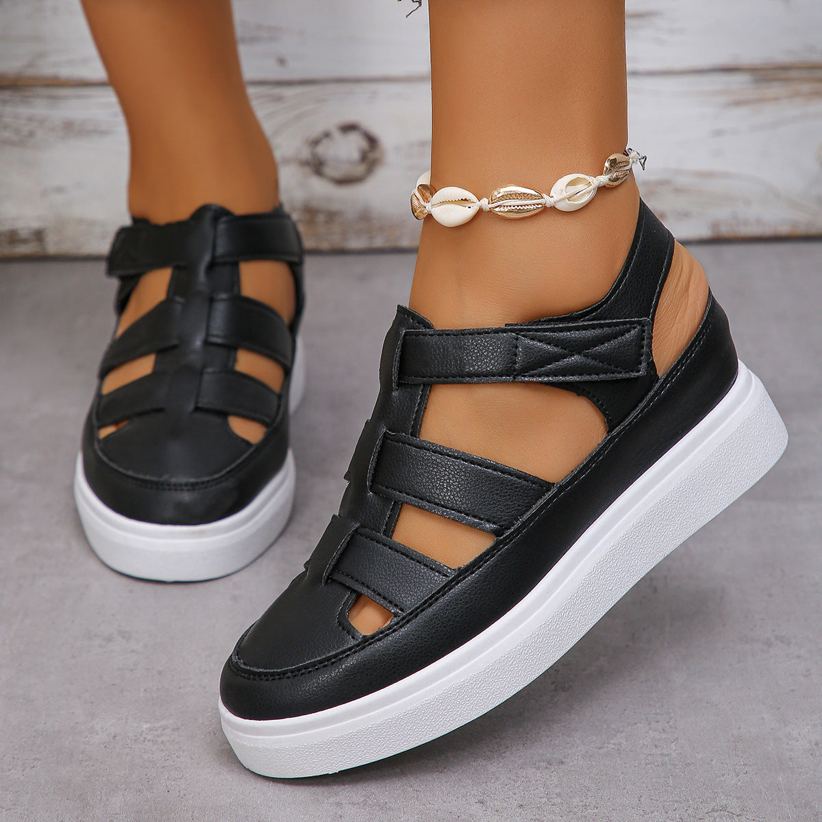 Klassische Orthopädische Sandalen mit zeitlosem Stil