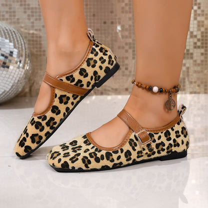 Schicke Orthopädische Schuhe mit einzigartigem Design