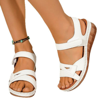 Anmutige Orthopädische Sandalen für modernen Look