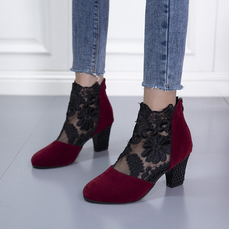 Klassische Orthopädische Sandalen mit zeitlosem Stil