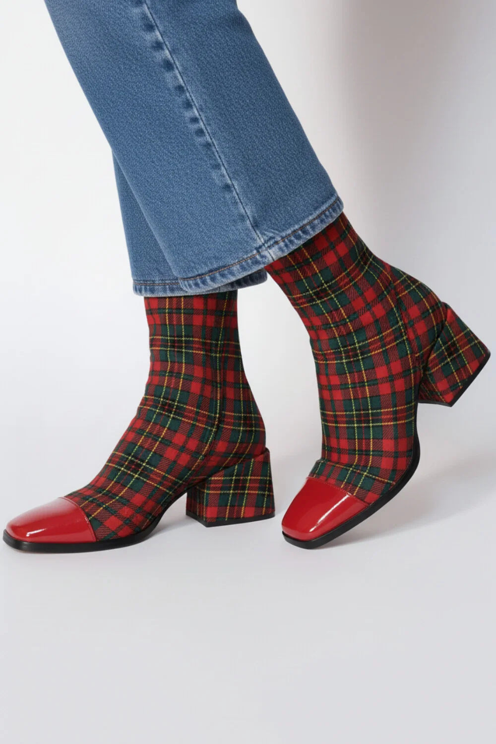 Anmutige Orthopädische Stiefel für modernen Look