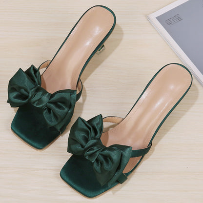 Klassische Orthopädische Sandalen mit zeitlosem Stil