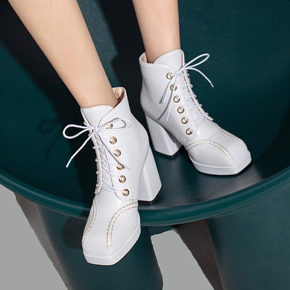 Klassische Orthopädische Stiefel mit zeitlosem Stil