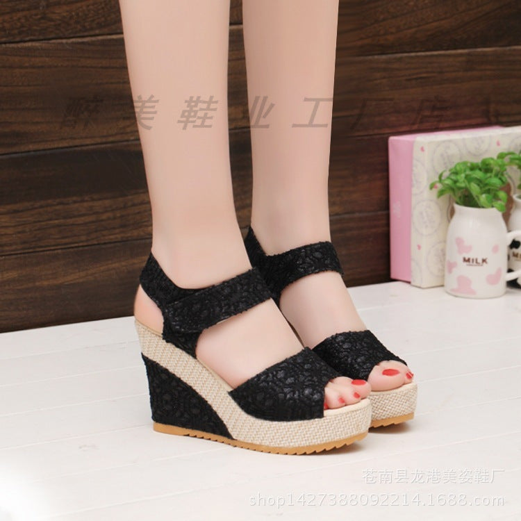 Wunderschön gefertigte Orthopädische Sandalen