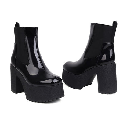 Klassische Orthopädische Stiefel mit zeitlosem Stil