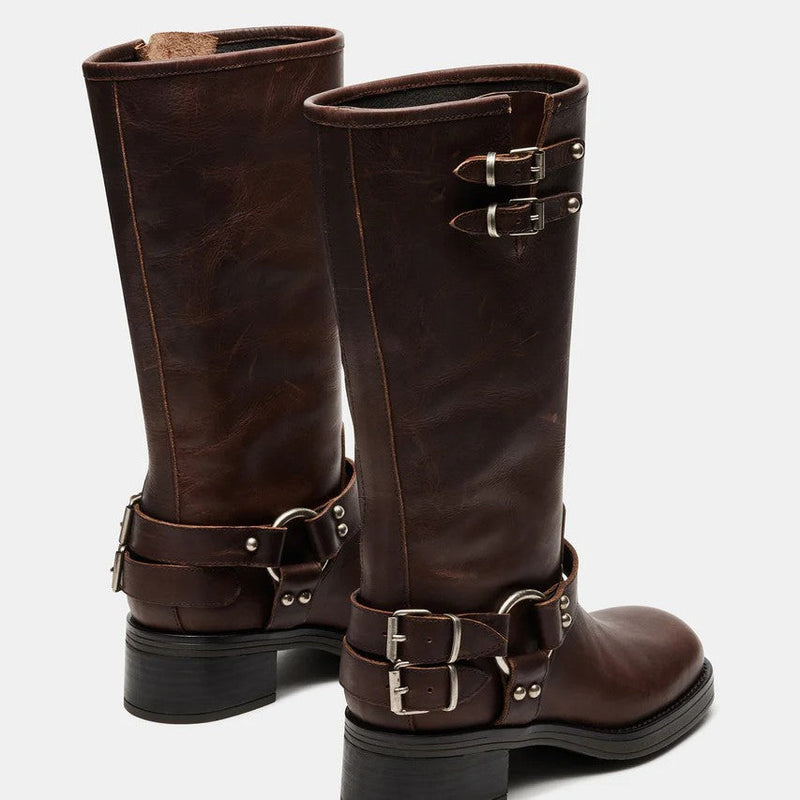 Stilvolle orthopädische Stiefel für jeden Anlass