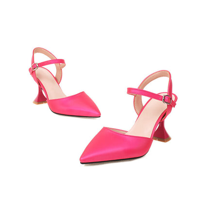 Schicke Orthopädische Sandalen mit einzigartigem Design