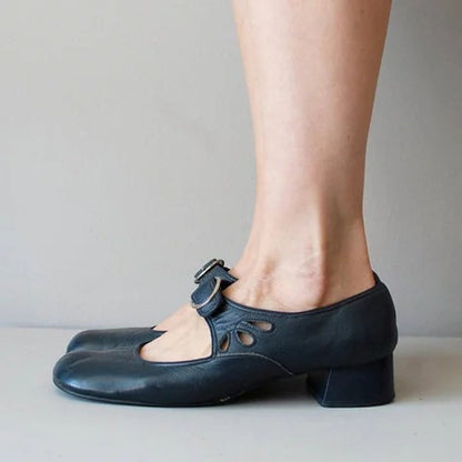 Klassische Orthopädische Schuhe mit zeitlosem Stil