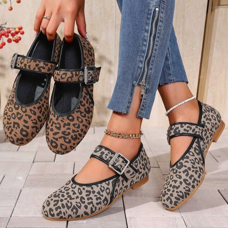 Schicke Orthopädische Schuhe mit einzigartigem Design