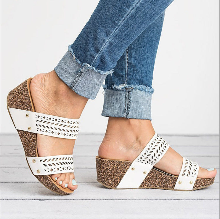 Anmutige Orthopädische Sandalen für modernen Look