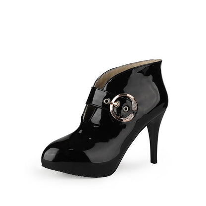 Klassische Orthopädische Schuhe mit zeitlosem Stil