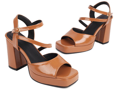 Schicke Orthopädische Sandalen mit einzigartigem Design