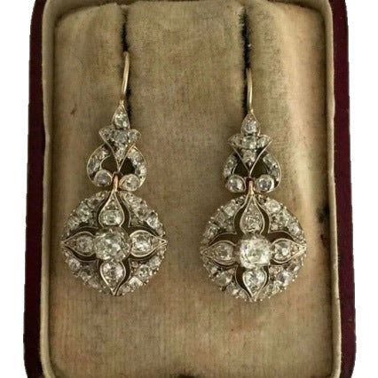 Atemberaubende Ohrring für den Alltag