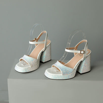 Anmutige Orthopädische Sandalen für modernen Look