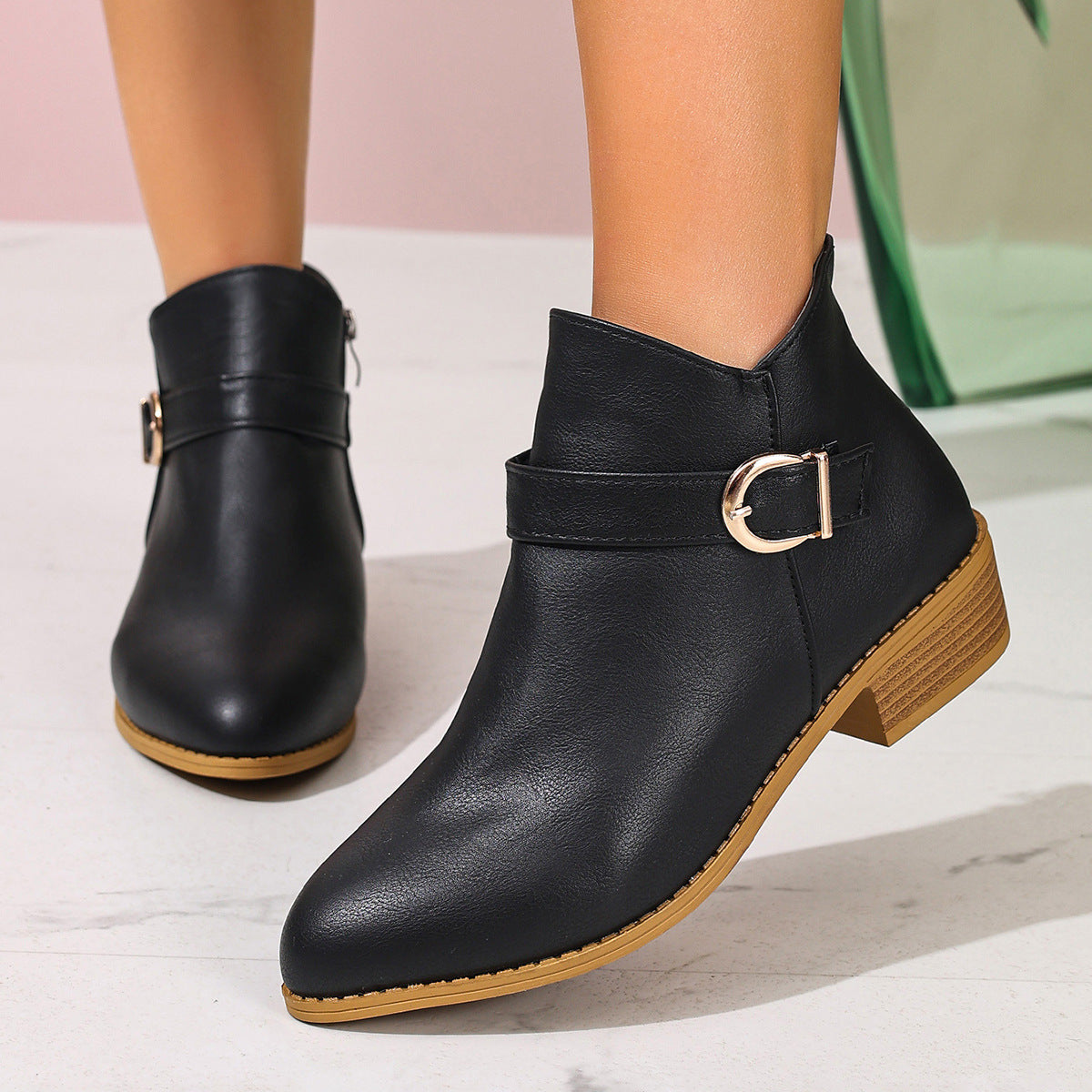 Klassische Orthopädische Stiefel mit zeitlosem Stil