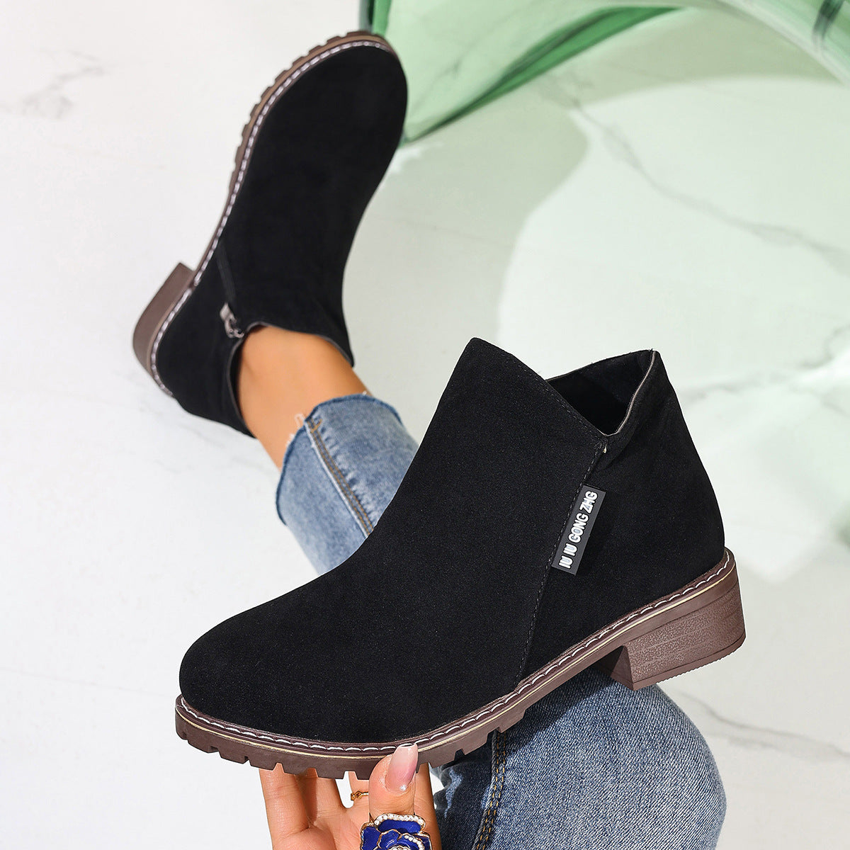 Klassische Orthopädische Stiefel mit zeitlosem Stil