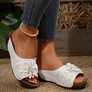 Wunderschön gefertigte Orthopädische Sandalen