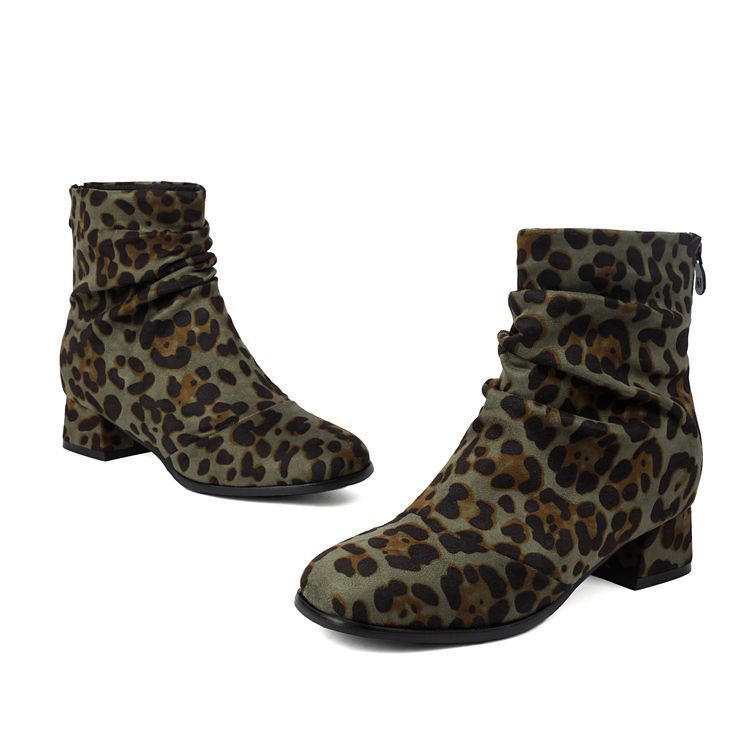 Anmutige Orthopädische Stiefel für modernen Look