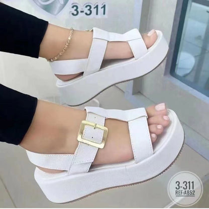 Schicke Orthopädische Sandalen mit einzigartigem Design
