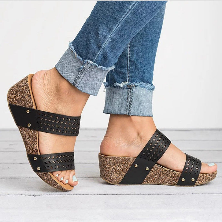 Anmutige Orthopädische Sandalen für modernen Look