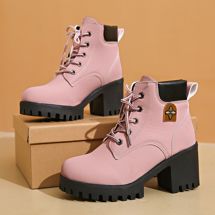 Schicke Orthopädische Stiefel mit einzigartigem Design