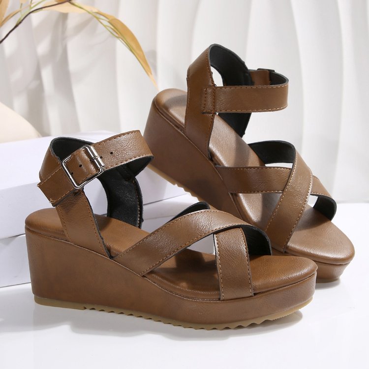 Klassische Orthopädische Sandalen mit zeitlosem Stil