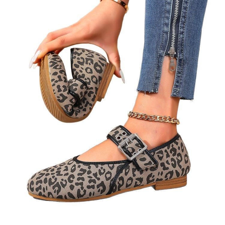 Schicke Orthopädische Schuhe mit einzigartigem Design