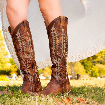 Schicke Orthopädische Stiefel mit einzigartigem Design