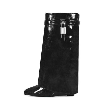 Schicke Orthopädische Stiefel mit einzigartigem Design