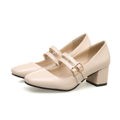 Klassische Orthopädische Schuhe mit zeitlosem Stil