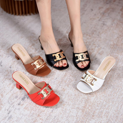 Anmutige Orthopädische Sandalen für modernen Look