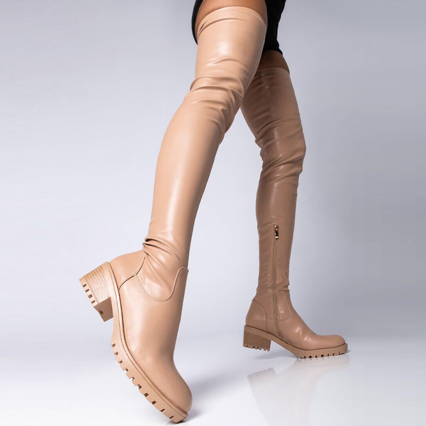 Schicke Orthopädische Stiefel mit einzigartigem Design
