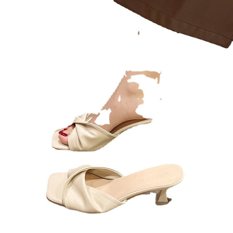 Anmutige Orthopädische Sandalen für modernen Look
