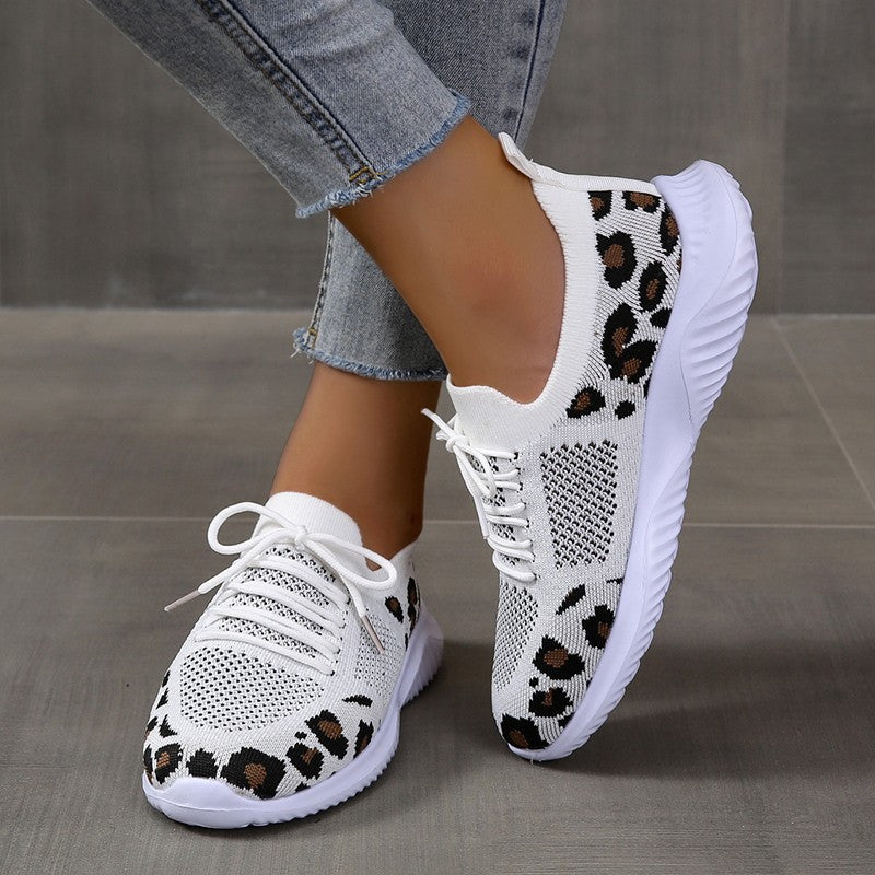 Klassische Orthopädische Schuhe mit zeitlosem Stil