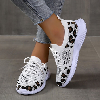 Klassische Orthopädische Schuhe mit zeitlosem Stil
