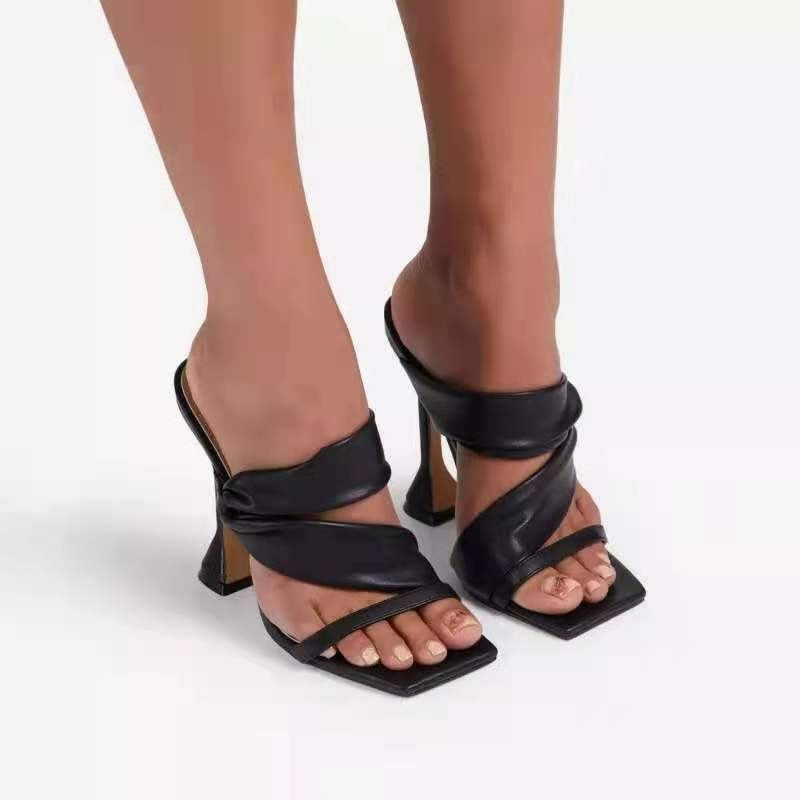Wunderschön gefertigte Orthopädische Sandalen
