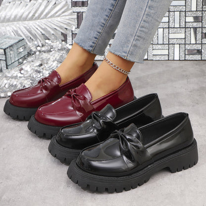 Schicke Orthopädische Schuhe mit einzigartigem Design