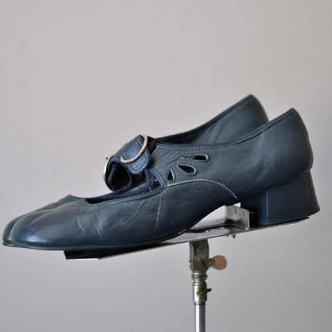 Klassische Orthopädische Schuhe mit zeitlosem Stil