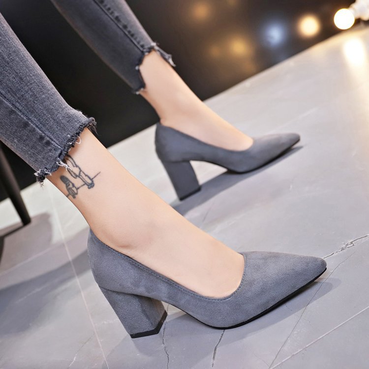 Schicke Orthopädische Schuhe mit einzigartigem Design