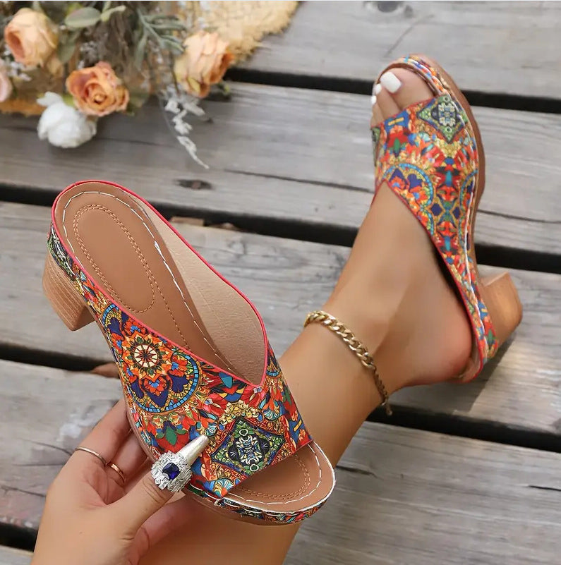 Anmutige Orthopädische Sandalen für modernen Look