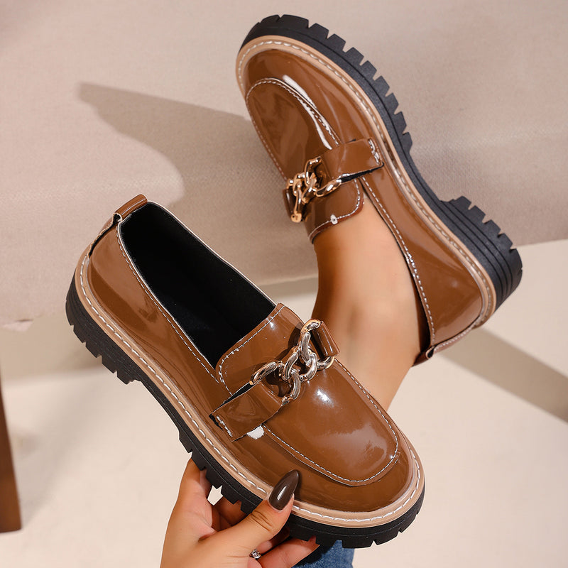 Klassische Orthopädische Schuhe mit zeitlosem Stil