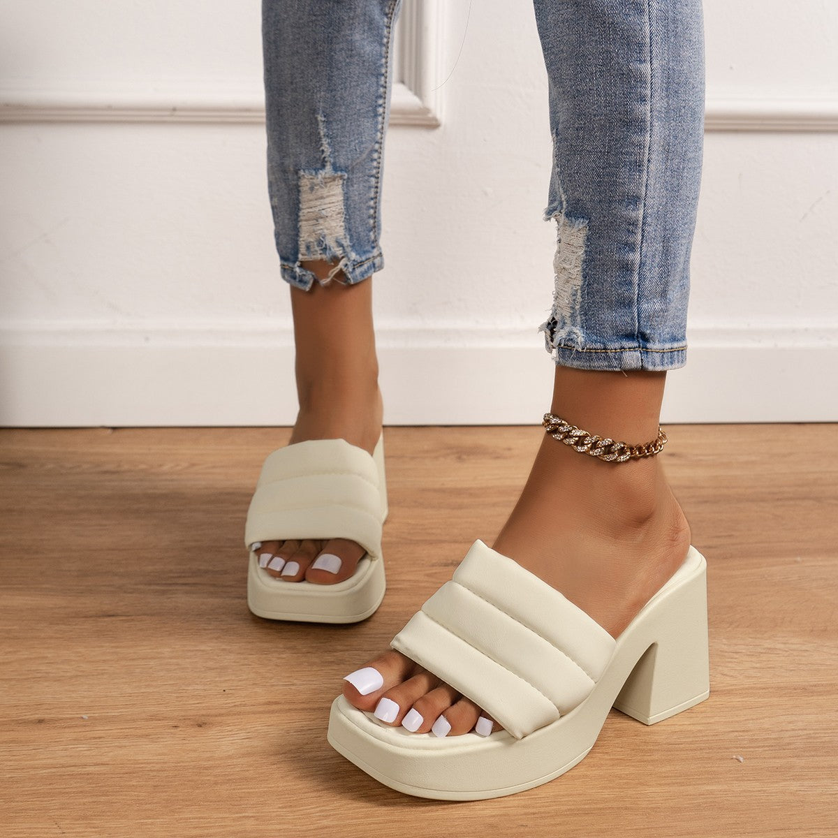 Wunderschön gefertigte Orthopädische Sandalen