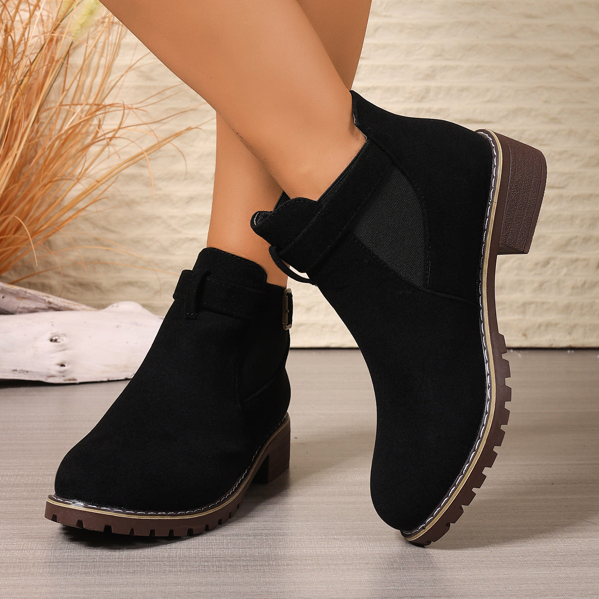 Schicke Orthopädische Stiefel mit einzigartigem Design