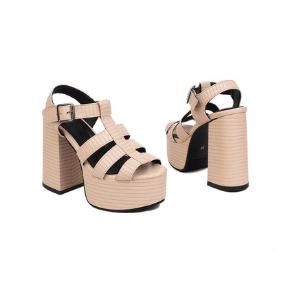 Wunderschön gefertigte Orthopädische Sandalen