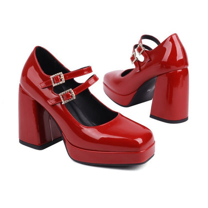 Klassische Orthopädische Schuhe mit zeitlosem Stil
