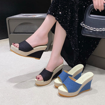 Klassische Orthopädische Sandalen mit zeitlosem Stil