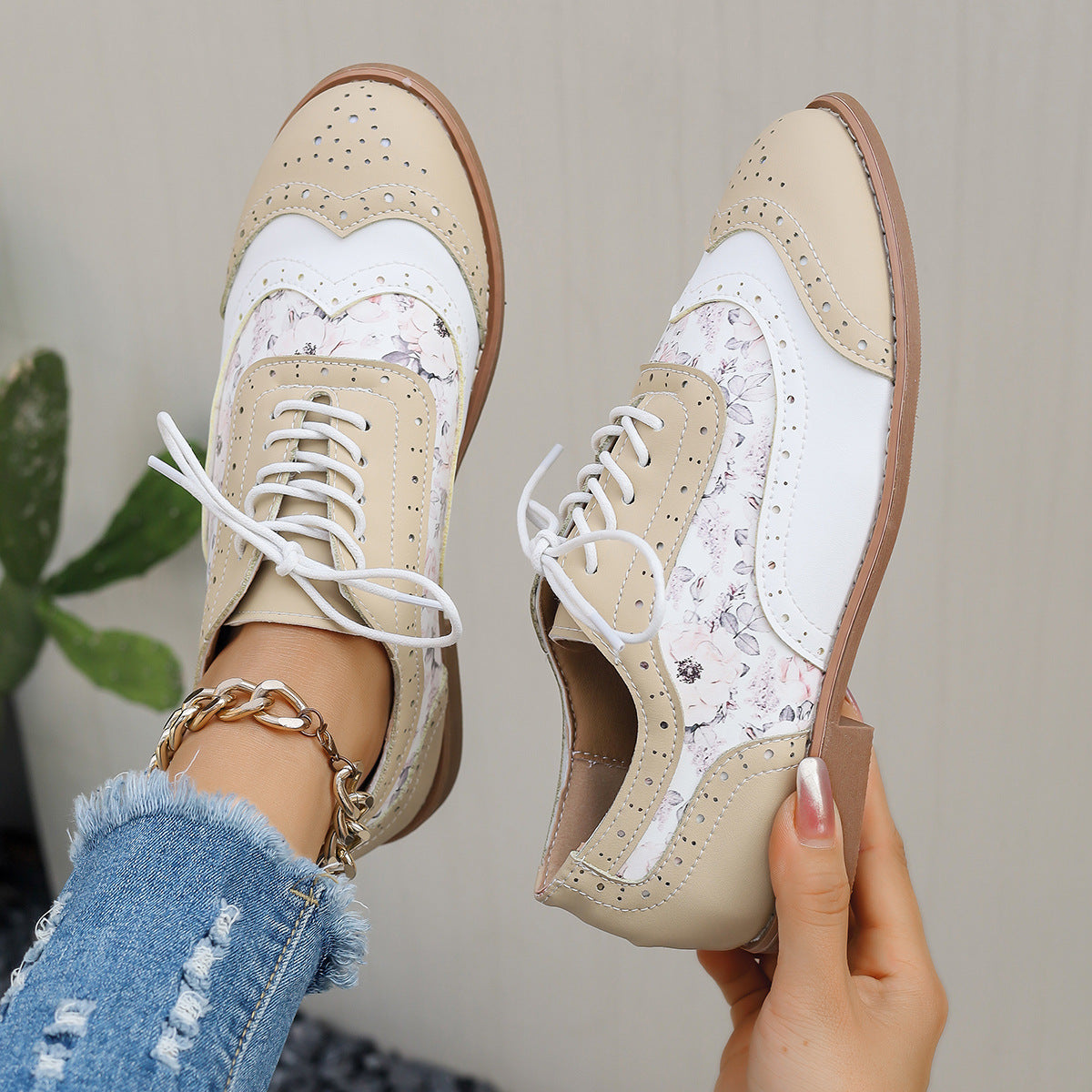 Anmutige Orthopädische Schuhe für modernen Look