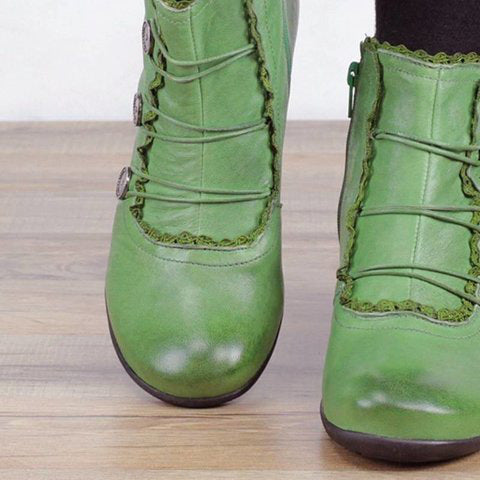 Schicke orthopädische Stiefel mit einzigartigem Design